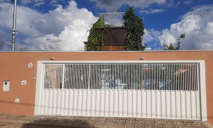 Delfinopolis Apartamento | Casa Topázio no Container dos Cristais