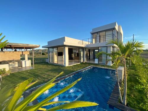 Alvarado Casa | Casa Vacacional Cerca de Ibagué