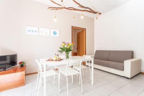 Rivabella Apartamento | Casa Vacanza Trentapassi Rivabella 2-6 posti letto