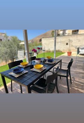 Castelluzzo Villa | Casa Vacanza Villa Corona