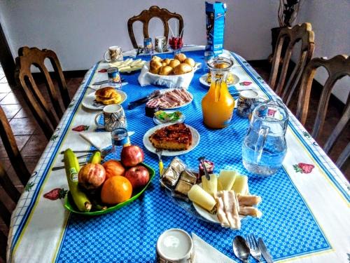 Baiao Cama Y Desayuno | Casa Vale do Rio Ovil
