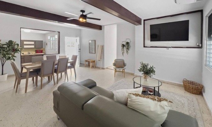 Santurce Villa | Casa Vasallo 2 | Comfy House W/ 3BDR @ Condado