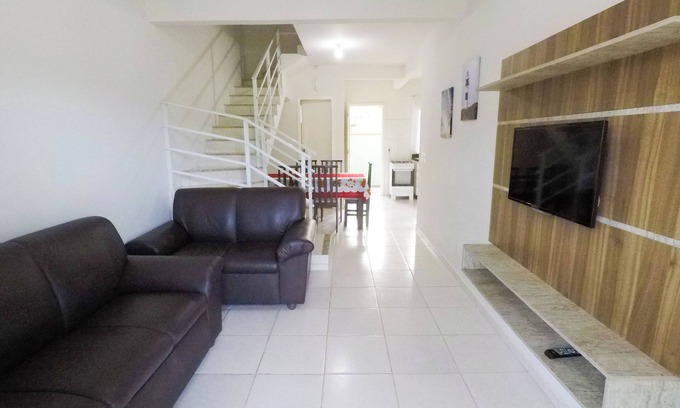 Mariscal Casa | Casa Verde NO Centro DA Praia DE Mariscal Próximo A Praia E Comercio EM Geral