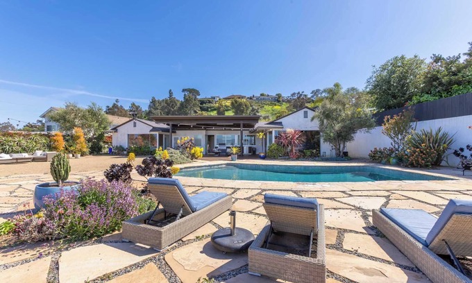 Carlson Park Casa | Casa Veronica by Oraklus