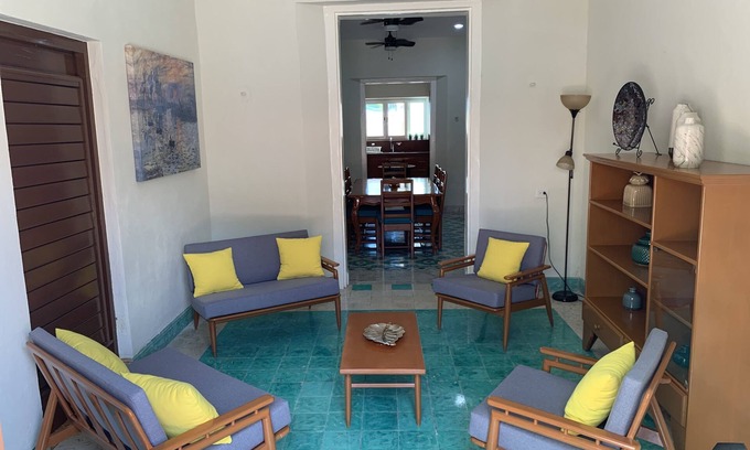 Colonia Centro Casa | Casa Victoria - At Downtown Just 2 blocks away from de main street!