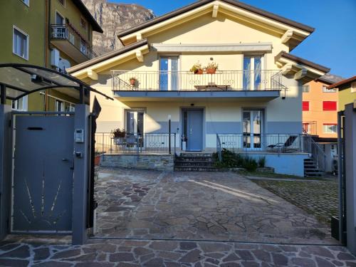 Costa Volpino Apartamento | Casa Vincy, Costa Volpino Ospitar