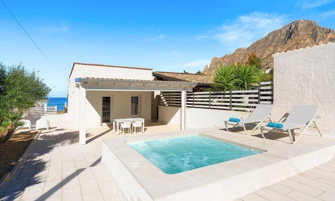 Cornino Casa | Casa Virtuoso - Private house with swimming pool