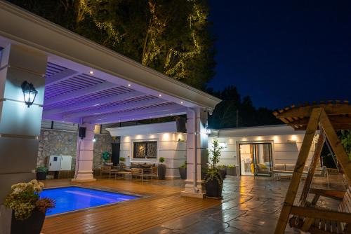 Ein Qiniyye Villa | Casa Vista Villa