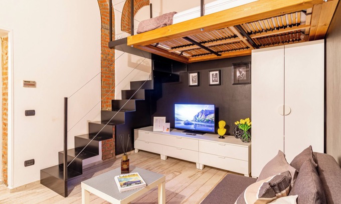 Monza Apartamento | Casa Volturno - Una Habitación Piso, Capacidad 2