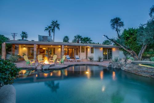 Warm Sands Casa | Casa Warm Sands - 3BR Group Getaway