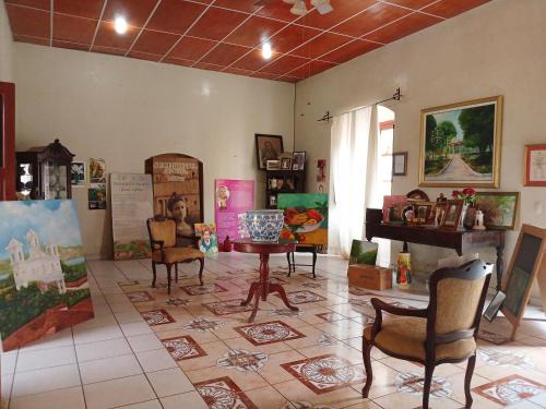 Suchitoto Casa | Casa y Galeria de arte, Suchitoto