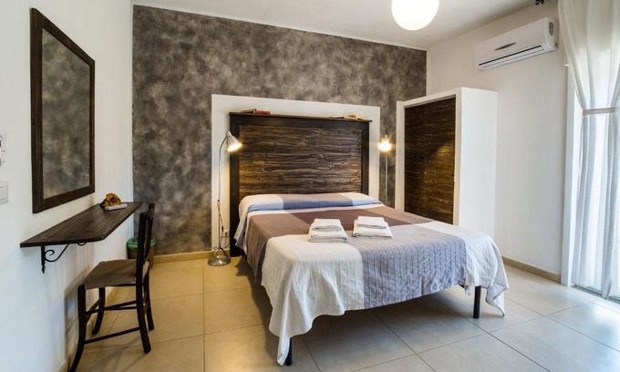 Santo Stefano di Camastra Cama Y Desayuno | Casadada Bed and Breakfast