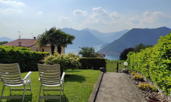 Sulzano Apartamento | CasaDolcelago Sulzano Villa con Giardino Vista Lago Parking Free