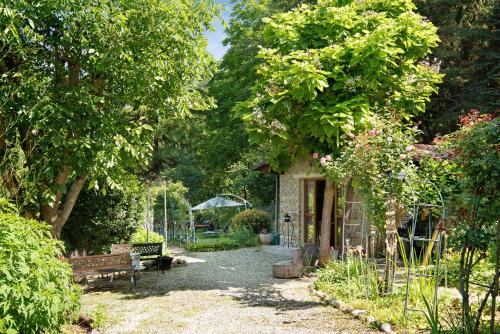 Cassinasco Apartamento | Casafiò Grotta