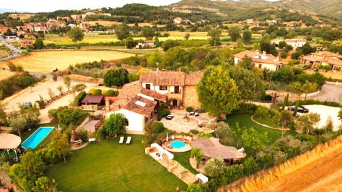Po' Bandino Villa | CASALE BELLA VITA 8&4, Emma Villas