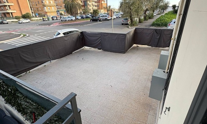 Quartiere XXXIII Lido di Ostia Ponente Apartamento | Casamare Ostia - 50 meters from the beach