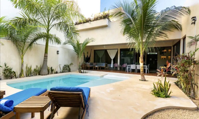 Jimenez Casa | Casanova | private pool and patio