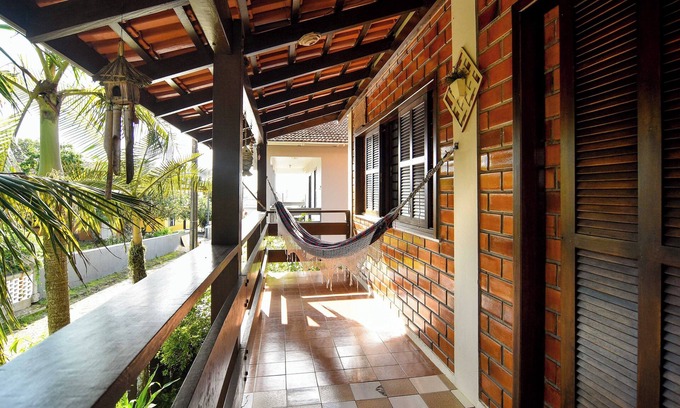 South Region Apartamento | Casarão c/Terraço, 150m da Praia em Itajubá P2354