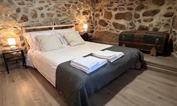 Manteigas Casa | Casas dos Senadores by Vale do Zêzere Hotel