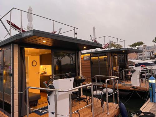 Ayamonte Alquiler De Eote | Casas Flotantes - Boatvillage