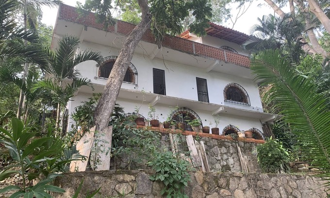 Yelapa Casa | CASAS LAS PAROTAS - 3 BR, 2 Bath home, on hillside overlooking Yelapa Bay