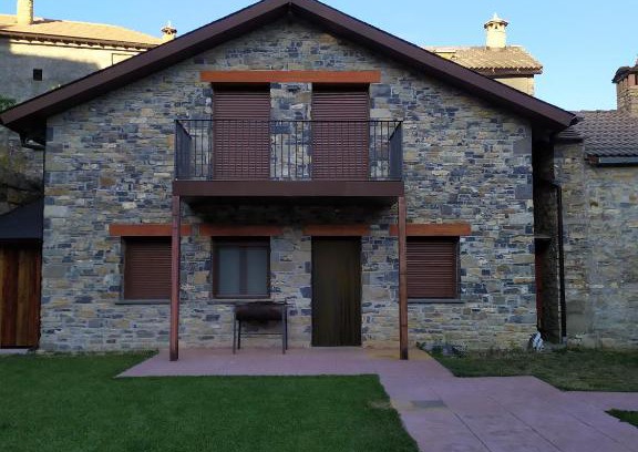 Fanlo Chalet De Esquí | Casas rurales en Fanlo y Valle Vio