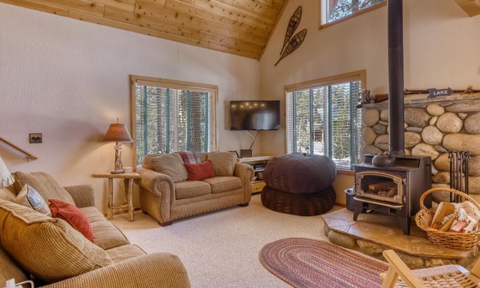Serene Lakes Casa | Cascade Cabin