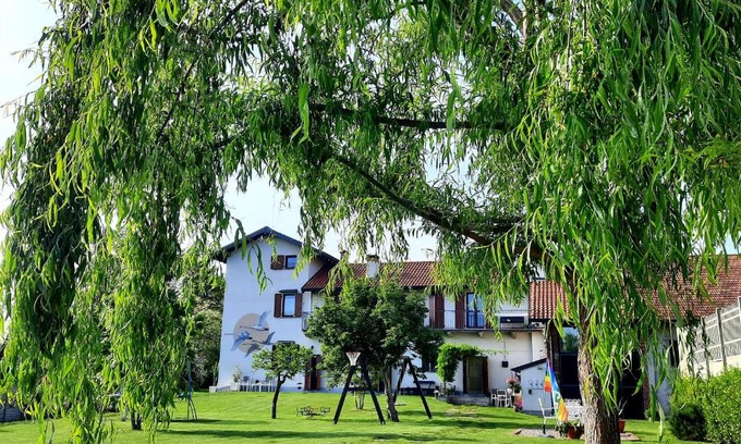Castano Primo Apartamento | Cascina al Ponte