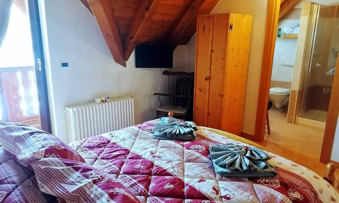Tarvisio Apartamento | CASETTA CHEY -ideal for couples and families-private parking-breakfast included