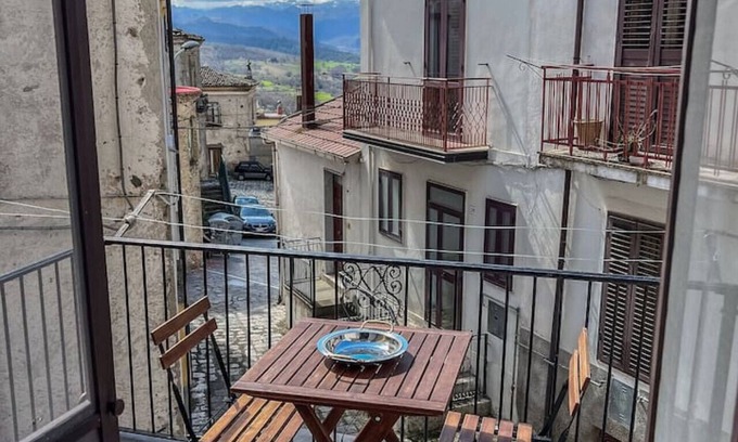 San Giorgio Lucano Apartamento | Casetta San Giorgio - Riverside Getaway