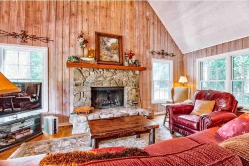 Cashiers Casa | Cashiers Cedar Creek Club Cabin