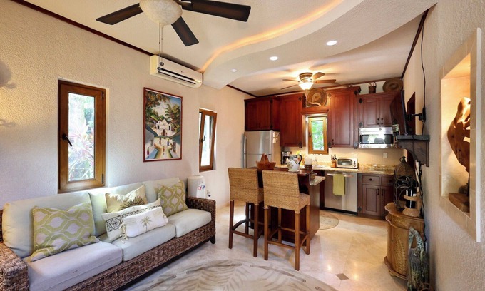 Roatan Cabaña | Casita Adelante - Luxury Casita