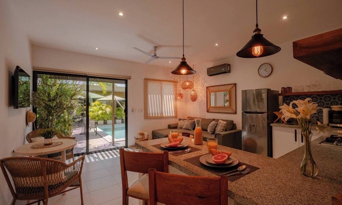 Merida Municipality Cabaña | Casita Azalea Blanca - Stylish 1br/ba near Centro