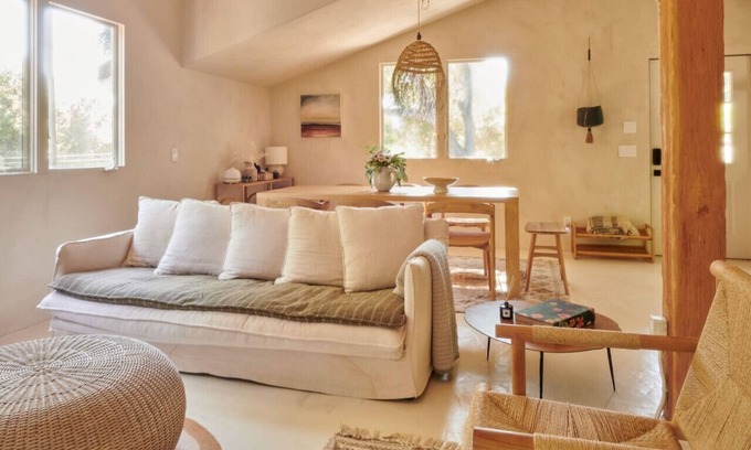 Santa Barbara Apartamento | Casita Calma- Guest House- Santa Barbara- 4 Guests