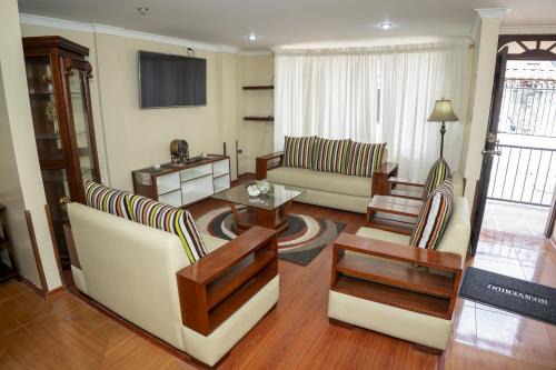 Banos de Agua Santa Casa | Casita Linda Baños