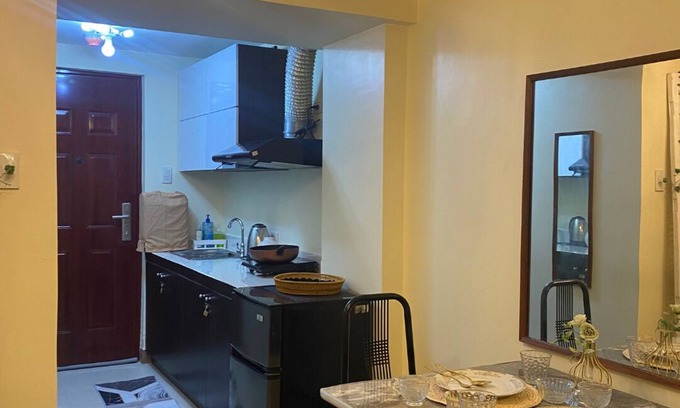 Paranaque Condominio | CASITA LUCINA: Cozy Scandinavian Condo near airport, malls & SNR