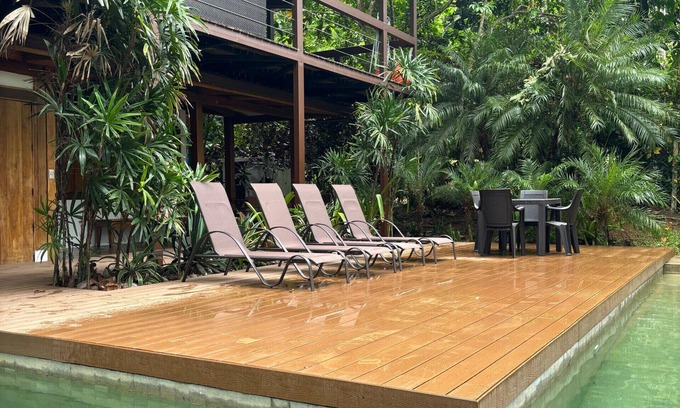 Chiguata Villa | Casita Tucan. Vista al mar desde la Selva