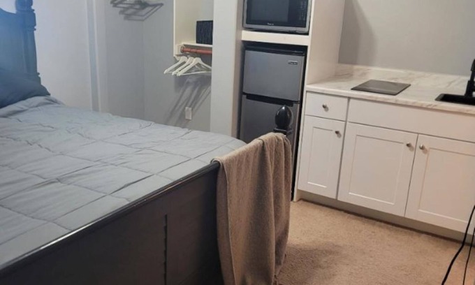 Sun City Apartamento | Casita with kitchenette - 15 min from Glendale!