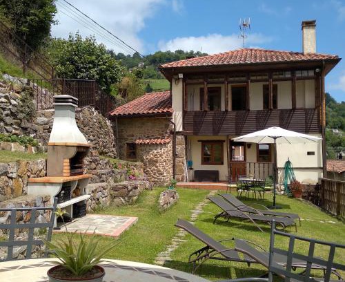 Riosa Apartamento | Casona Angliru