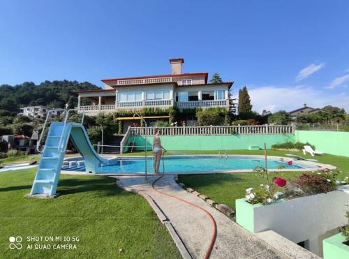 Cangas Villa | Casona BRETEMA