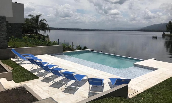 Villa Carlos Paz Apartamento | Casonas de la Bahia