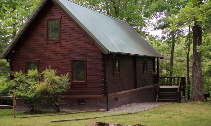 Luray Cabina | Cast Away Cabin
