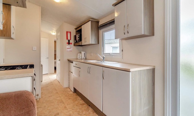 Bacton Casa | Castaways Oyster 10 (Pet)