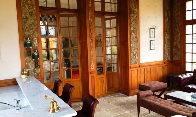 Menetreol Sur Sauldre Otro | Castle in the heart of nature!