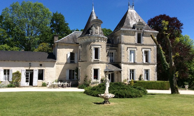 Saint-Jory-las-Bloux Otro | ¡Remanso de paz! Castillo brillante, casa familiar en medio de un parque.