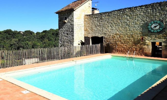 Bon-Encontre Otro | Castillo cerca de Agen con piscina