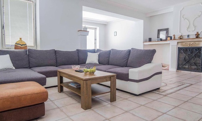 Krasnohorske Podhradie Casa | Castle Village Apartment