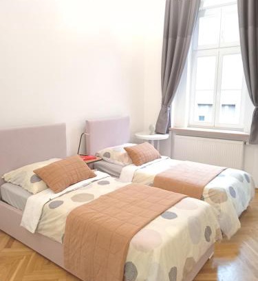 Budavar Apartamento | CastleHill1011- FREE parking and AC by Fishermans Bastion