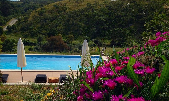 Aldeia dos Palheiros Cabaña | Castro da Cola Field House