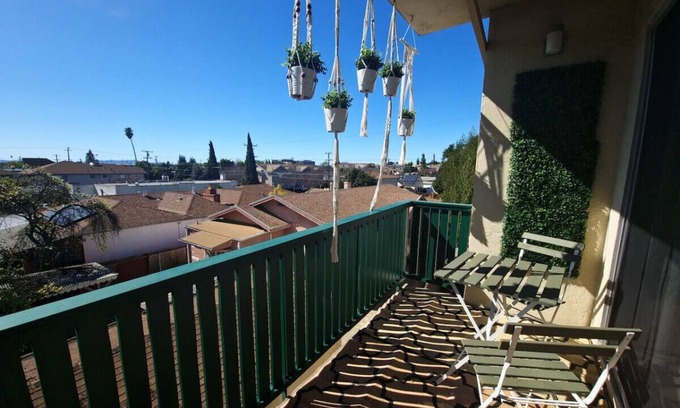 Old San Leandro Apartamento | Castro Place Apartment in Downtown San Leandro